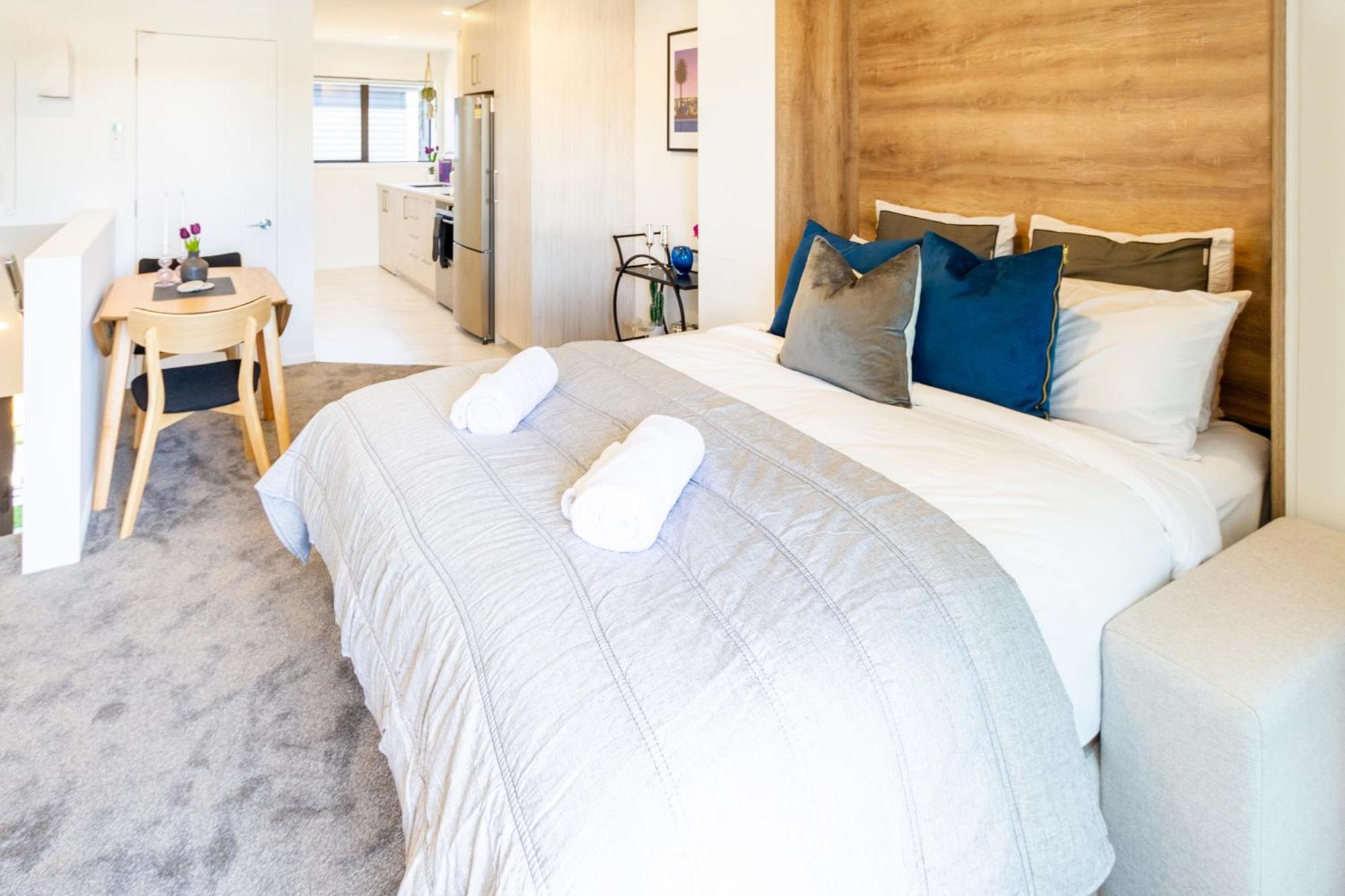 Central City Charm: Pet-Friendly Studio 基督城 外观 照片